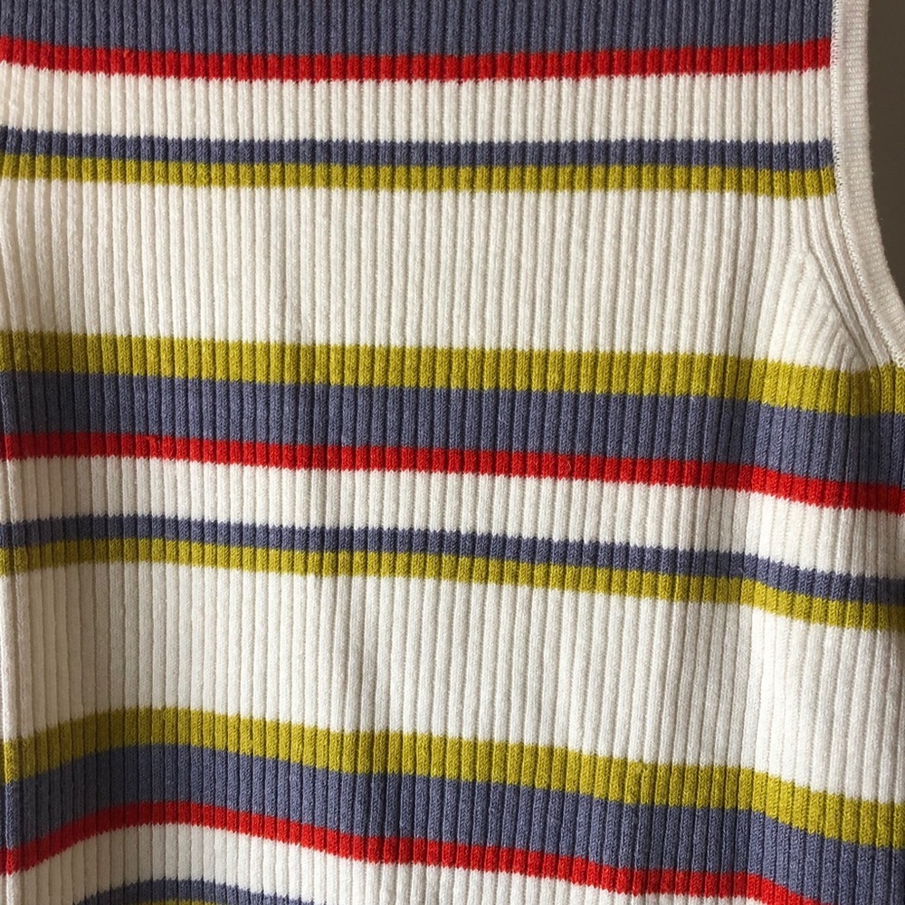 Anthropologie - Moth turtleneck sweater tank